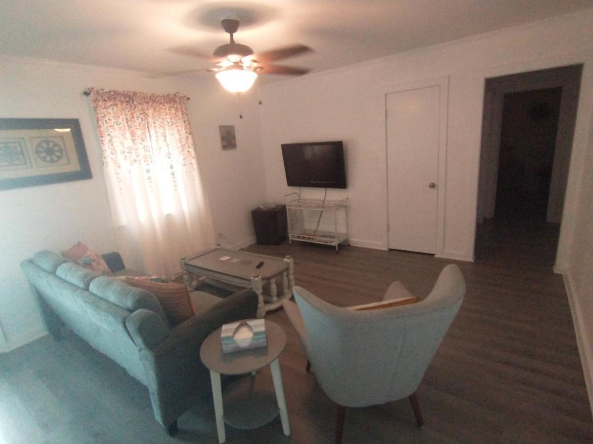 Welcome To Pineapple House! Pensacola Luaran gambar